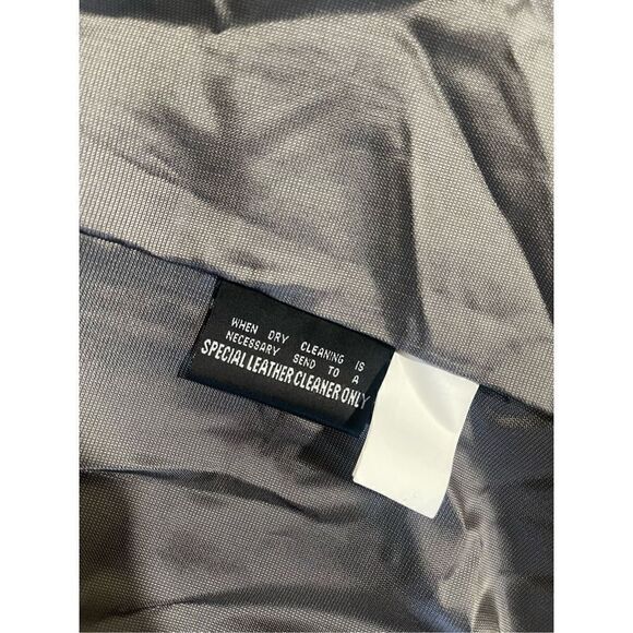 COPY - Wilson's Leather Pelle Studio Black Leather
Coat Size L - Picture 14 of 15